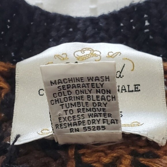 Express Handknitted International Vtg Sweater - Cardigan - Fall Inspired 🍁🎃 - Picture 9 of 9